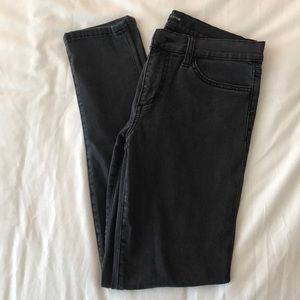 Joe’s Jeans. Size 27. Never worn.